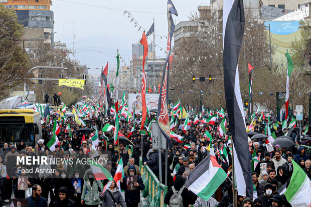 شکست محاسبات دشمن در «تسلط بر خیابان»؛ ملت ایران برتر از امت‌های ادوار تاریخی است