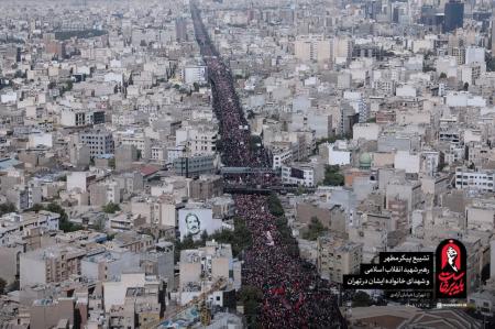 بازتاب جهانیِ بدرقه‌ی میلیونی رهبر شهید