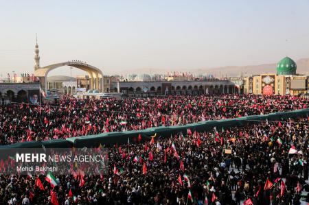  تصاویر هوایی از «بدرقه آقای شهید ایران» در قم